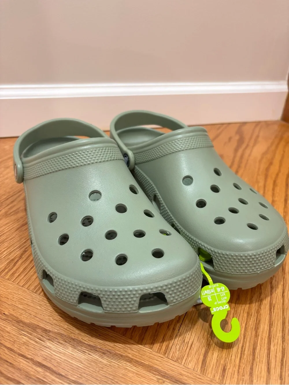 Brand new Unisex Crocs Classic Waterproof Marble Clog Shoes Size: m12